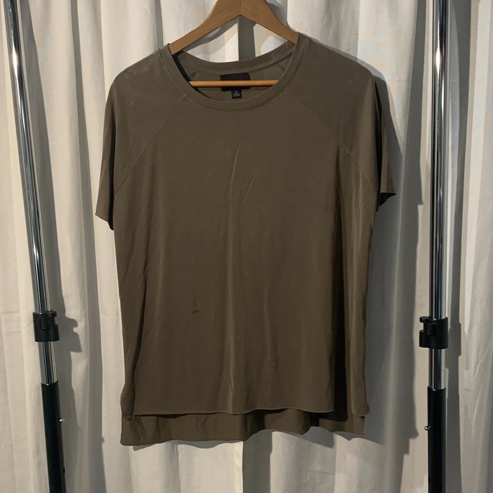 Lumiere Saige Green seude t-shirt